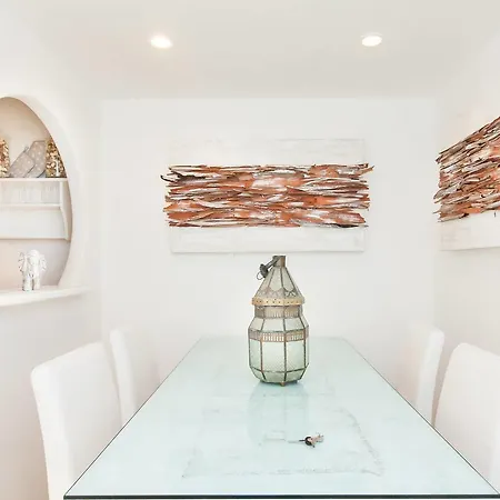 Delle Regioni Apartment Rome