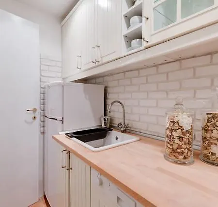 Delle Regioni Apartment Rome
